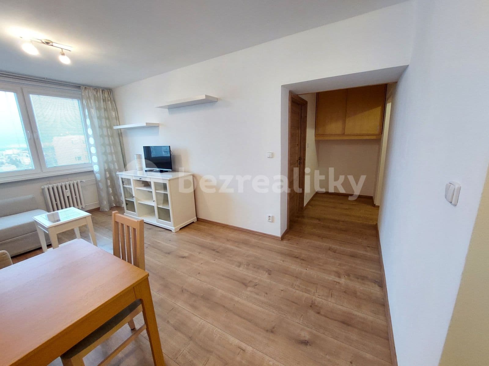 Pronájem bytu 2+kk 43 m², Ciolkovského, Praha, Praha Pronájem bytu 2+kk 43 m², Ciolkovského, Praha, Praha