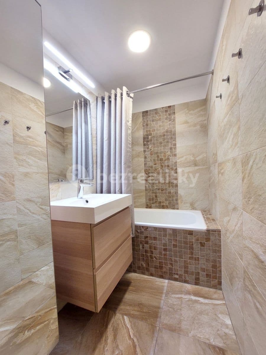 Pronájem bytu 2+kk 43 m², Ciolkovského, Praha, Praha Pronájem bytu 2+kk 43 m², Ciolkovského, Praha, Praha