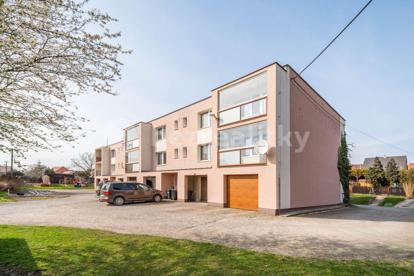 Prodej bytu 3+1 77 m², Třebusice, Středočeský kraj