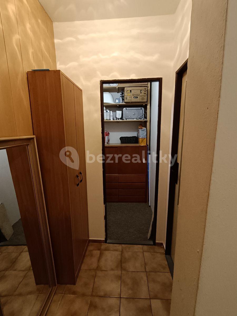 Prodej bytu 4+1 82 m², Pod tratí, Teplice, Ústecký kraj