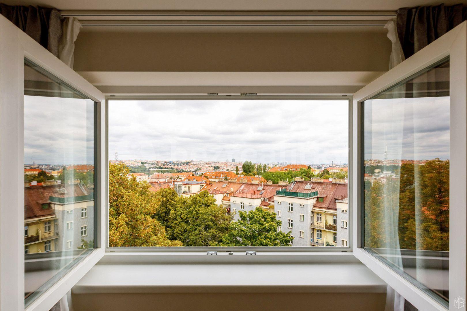 Pronájem bytu 2+kk 58 m², 5. května, Praha, Praha