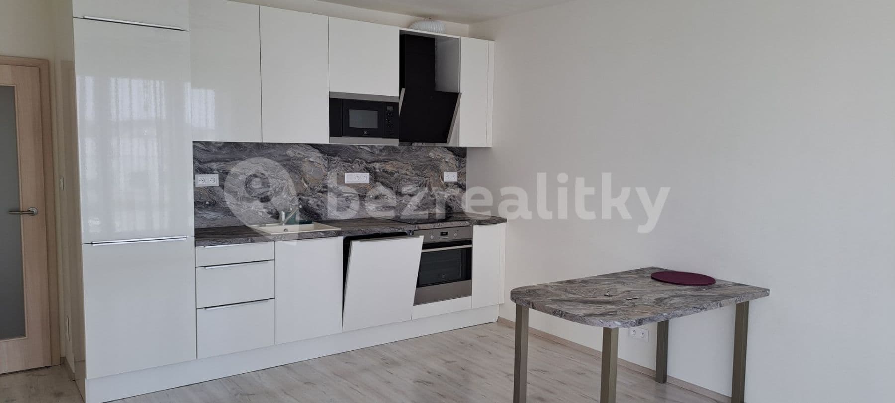Pronájem bytu 2+kk 54 m², Moskalykova, Brno, Jihomoravský kraj Pronájem bytu 2+kk 54 m², Moskalykova, Brno, Jihomoravský kraj