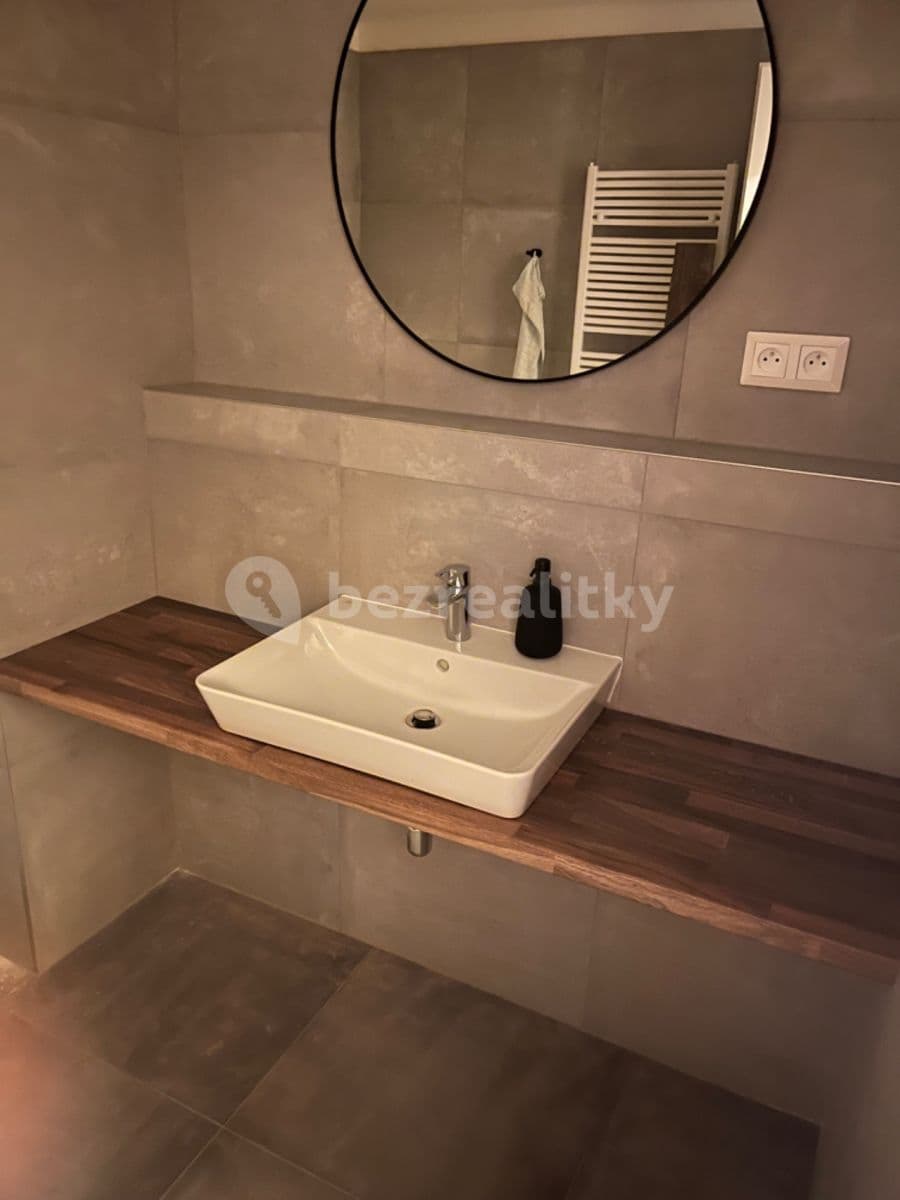 Pronájem bytu 2+kk 52 m², Brněnská, Domašov, Jihomoravský kraj Pronájem bytu 2+kk 52 m², Brněnská, Domašov, Jihomoravský kraj