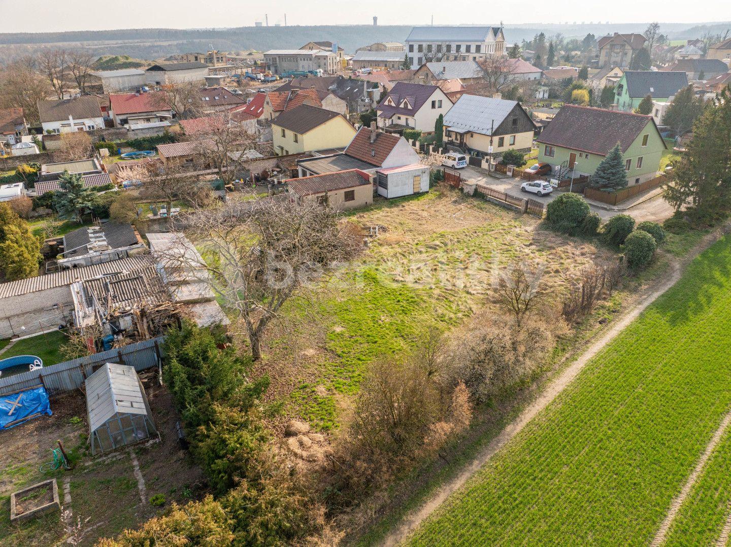 Prodej pozemku 1.269 m², Okružní, Pchery, Středočeský kraj
