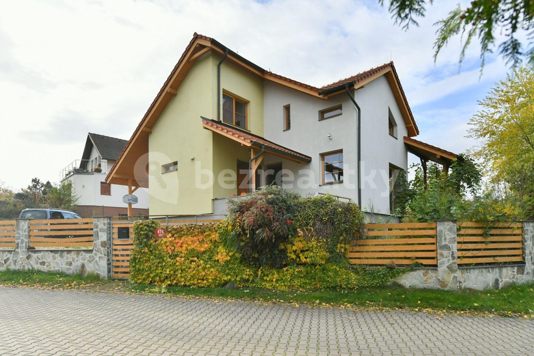Prodej domu 225 m², pozemek 1.016 m², U lip, Praha, Praha