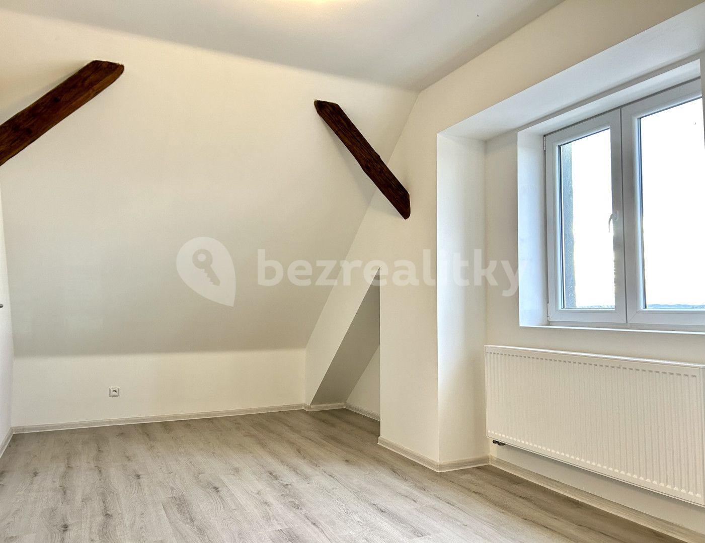 Prodej domu 220 m², pozemek 965 m², Humpolec, Kraj Vysočina