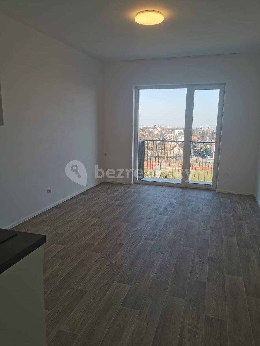 Pronájem bytu 1+kk 28 m², K Barrandovu, Praha, Praha