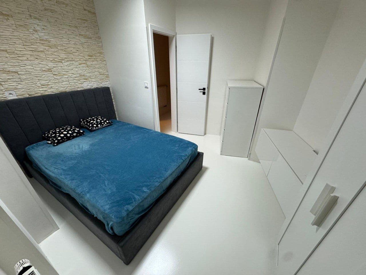 Pronájem bytu 2+1 65 m², Na Jarově, Praha, Praha Pronájem bytu 2+1 65 m², Na Jarově, Praha, Praha