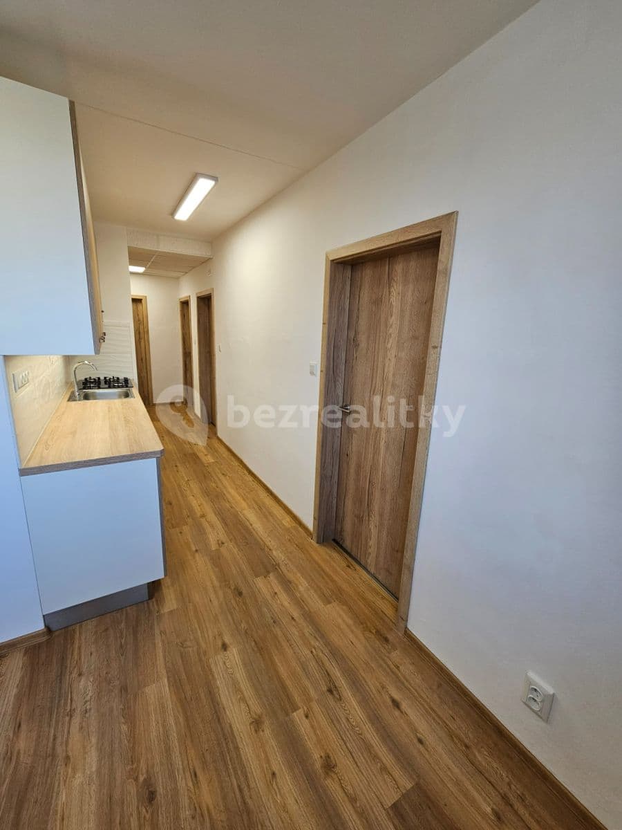 Pronájem bytu 3+1 74 m², Puškinova, Vyškov, Jihomoravský kraj Pronájem bytu 3+1 74 m², Puškinova, Vyškov, Jihomoravský kraj
