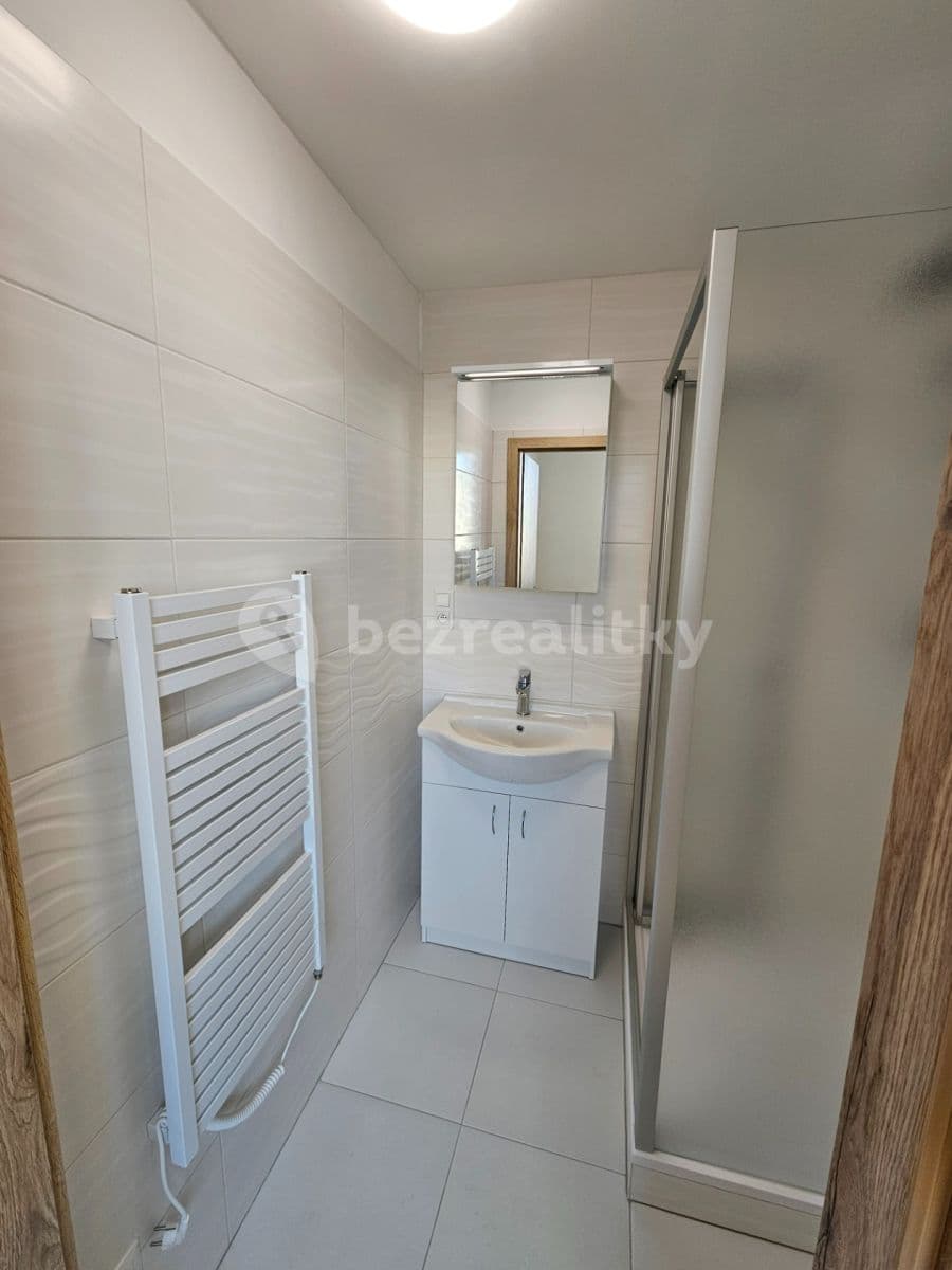 Pronájem bytu 3+1 74 m², Puškinova, Vyškov, Jihomoravský kraj Pronájem bytu 3+1 74 m², Puškinova, Vyškov, Jihomoravský kraj