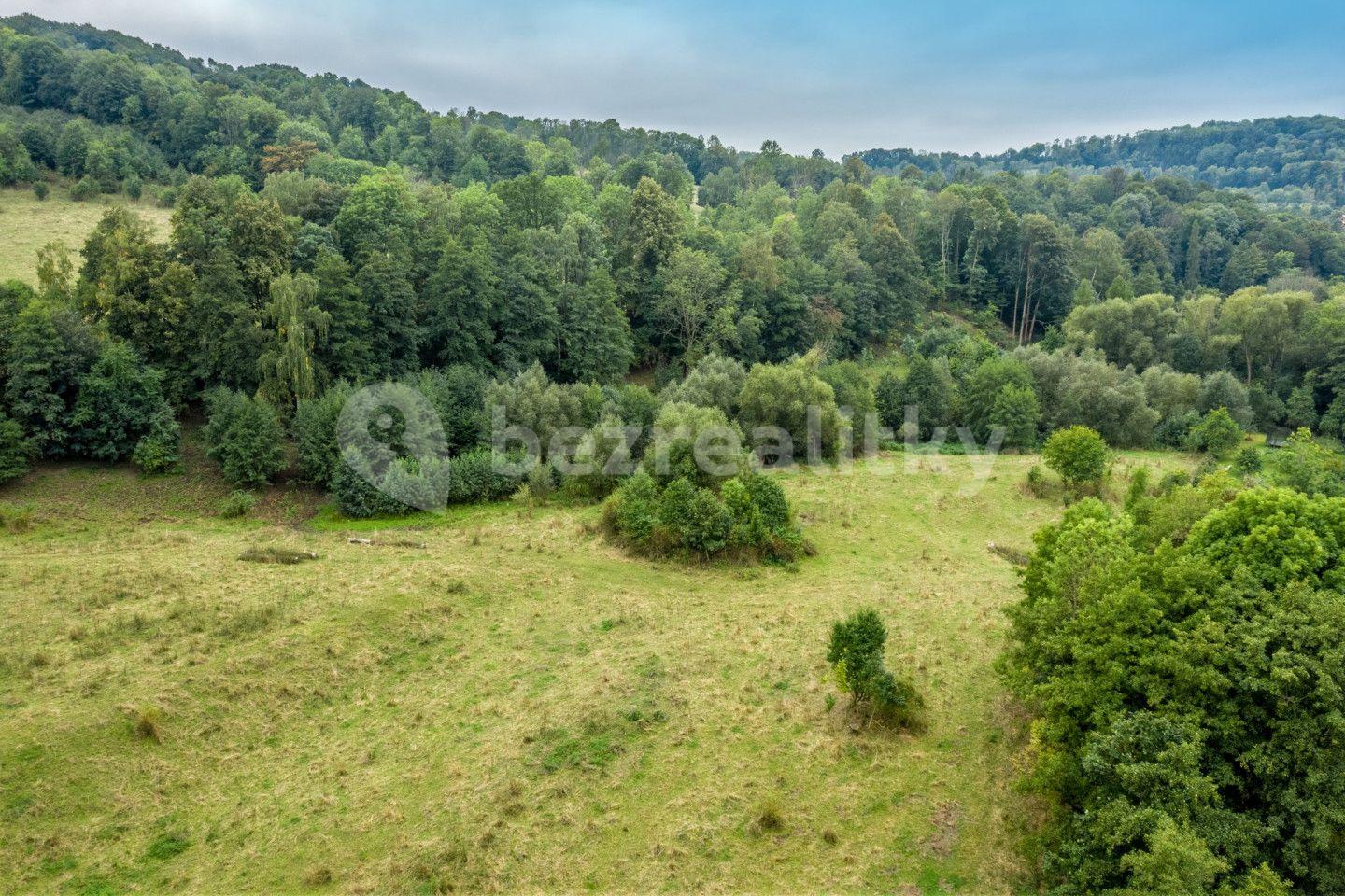 Prodej pozemku 1.610 m², Valkeřice, Ústecký kraj