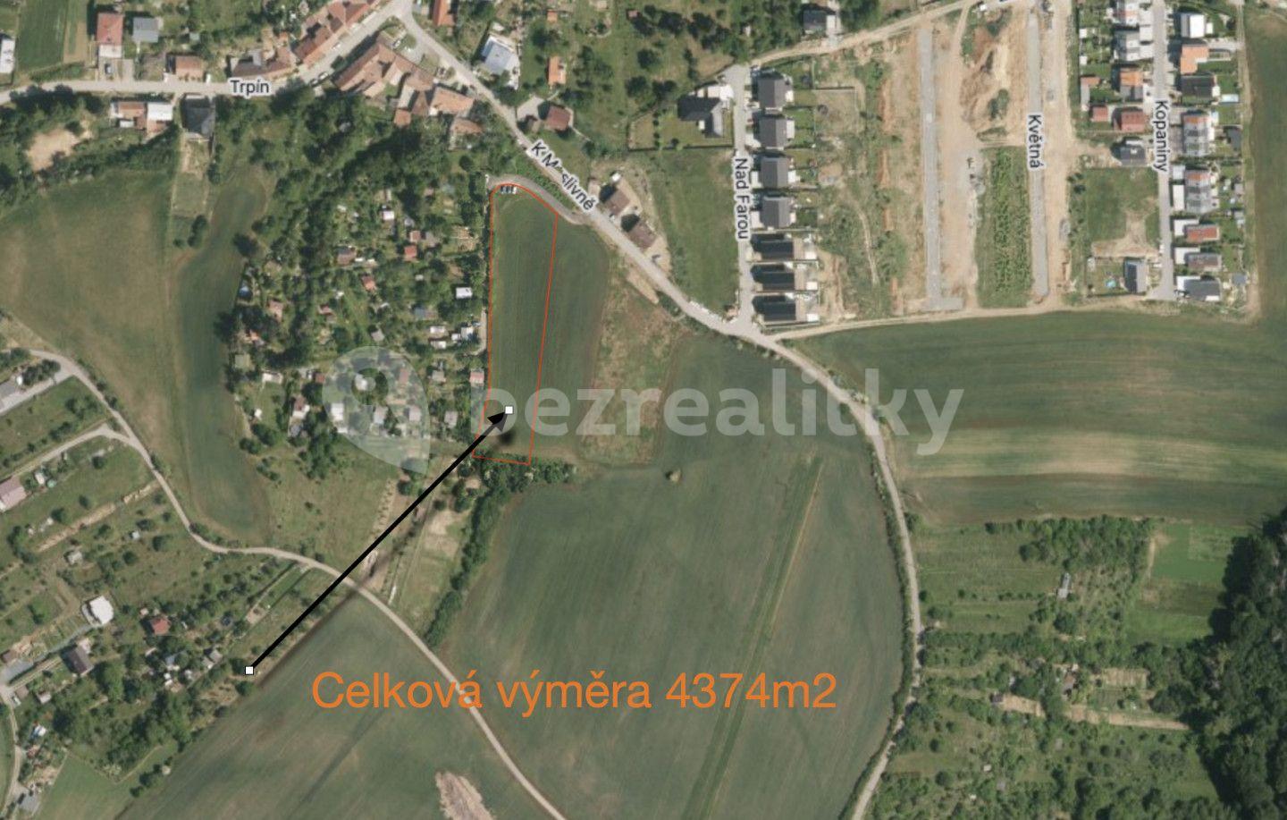 Prodej pozemku 4.374 m², Střelice, Jihomoravský kraj