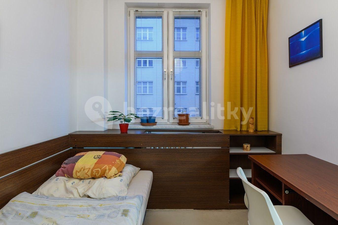 Pronájem bytu 4+1 113 m², Floriánske námestie, Bratislava - mestská časť Staré Mesto, Bratislavský kraj