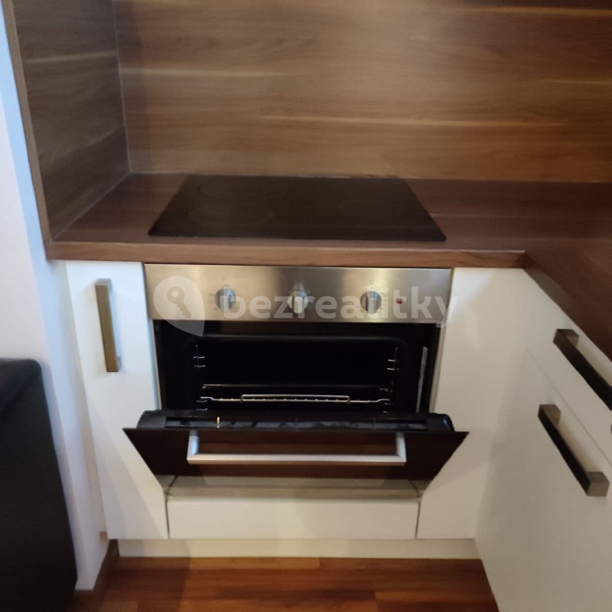 Pronájem bytu 1+kk 35 m², Počernická, Praha, Praha Pronájem bytu 1+kk 35 m², Počernická, Praha, Praha