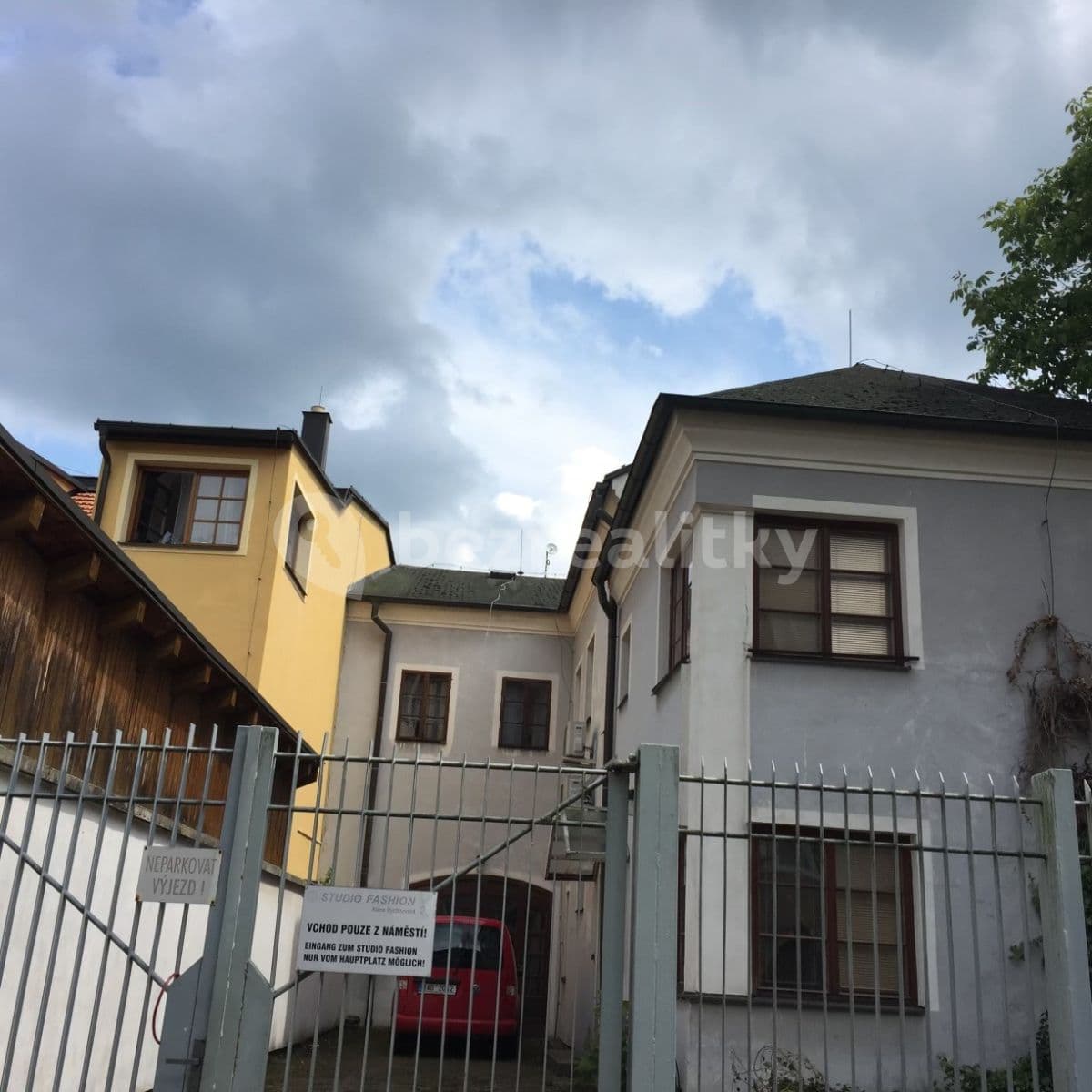 Pronájem bytu 2+kk 65 m², Náměstí, Vyšší Brod, Jihočeský kraj Pronájem bytu 2+kk 65 m², Náměstí, Vyšší Brod, Jihočeský kraj