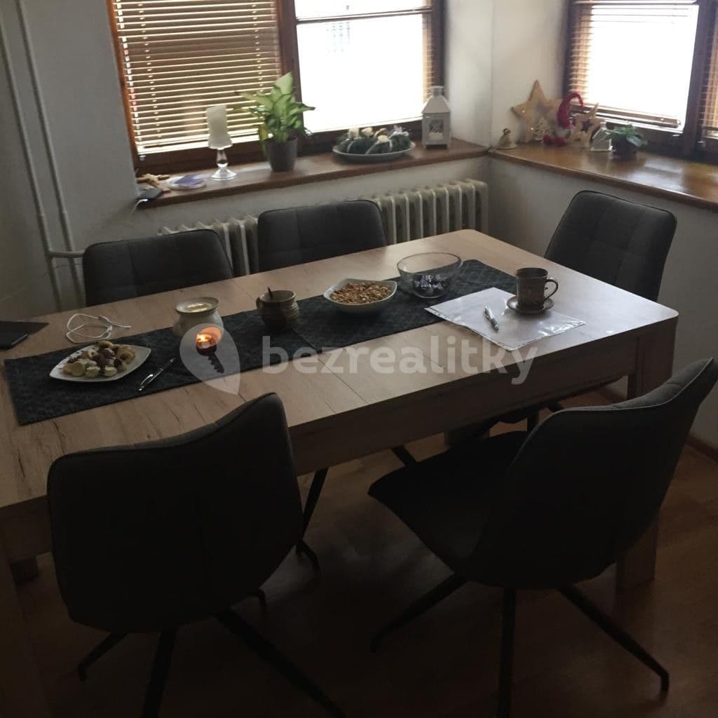 Pronájem bytu 2+kk 65 m², Náměstí, Vyšší Brod, Jihočeský kraj Pronájem bytu 2+kk 65 m², Náměstí, Vyšší Brod, Jihočeský kraj