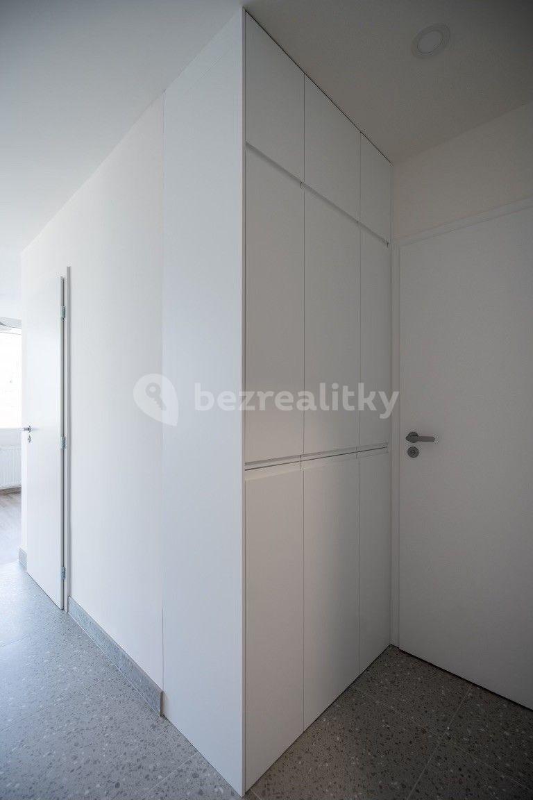 Pronájem bytu 1+1 38 m², Murgašova, Praha, Praha