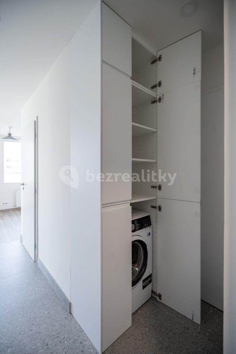 Pronájem bytu 1+1 38 m², Murgašova, Praha, Praha