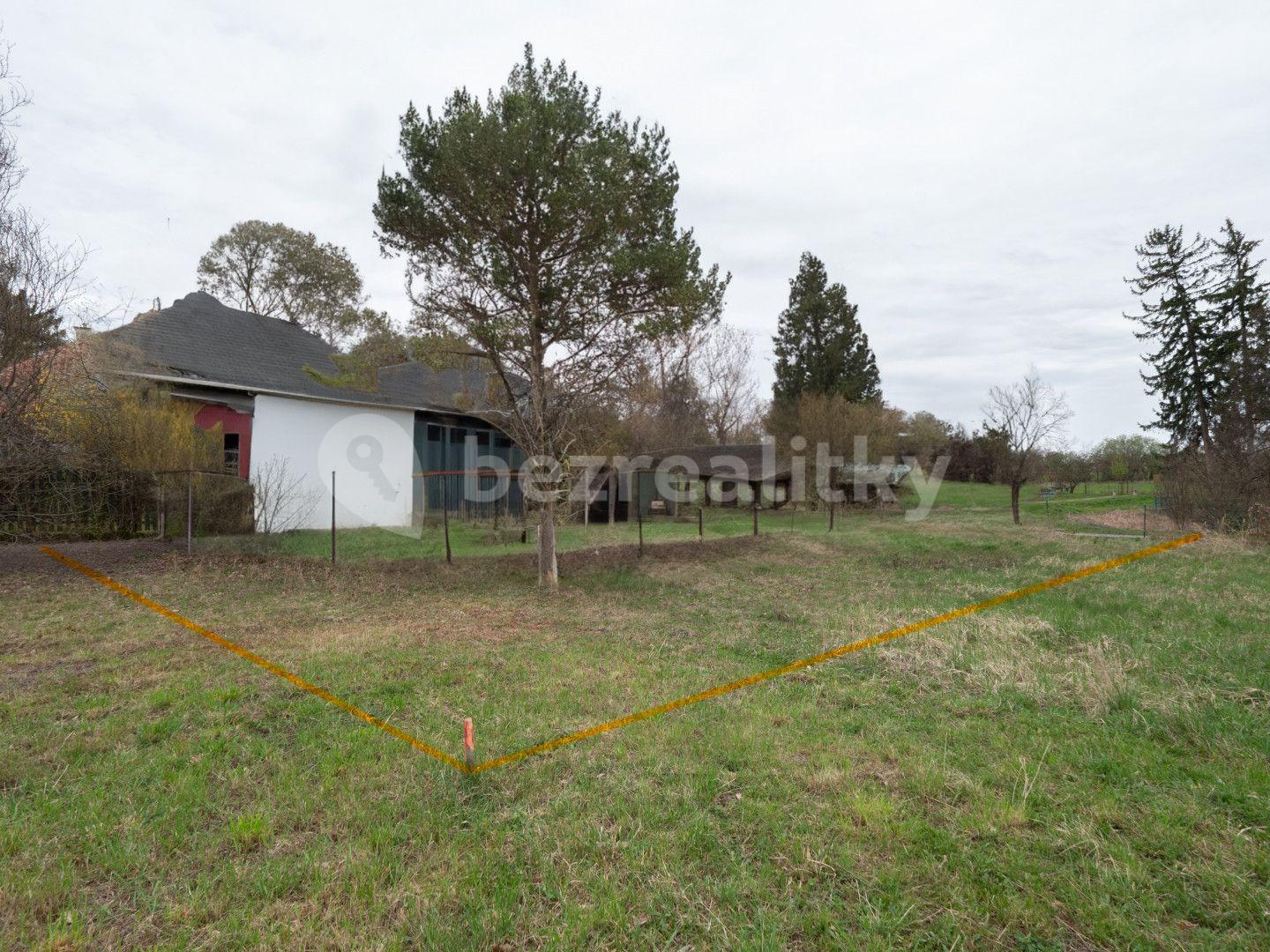 Prodej pozemku • 695 m²