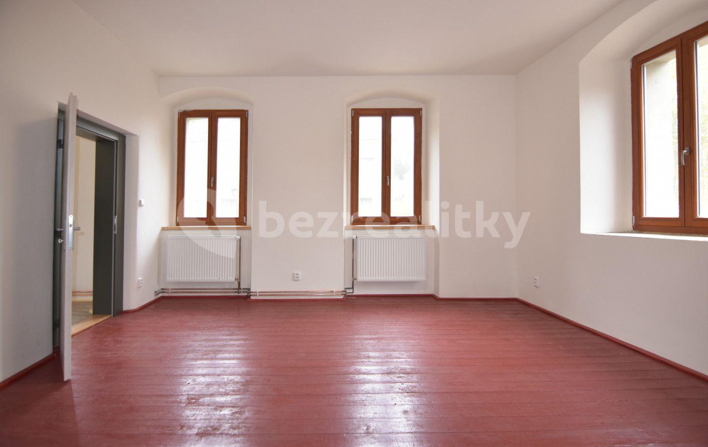 Prodej bytu 2+1 100 m², Snědovice, Ústecký kraj