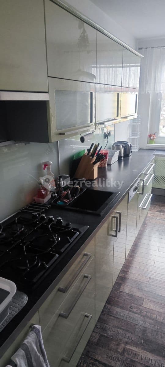 Pronájem bytu 4+1 76 m², Pod hvězdárnou, Teplice, Ústecký kraj Pronájem bytu 4+1 76 m², Pod hvězdárnou, Teplice, Ústecký kraj