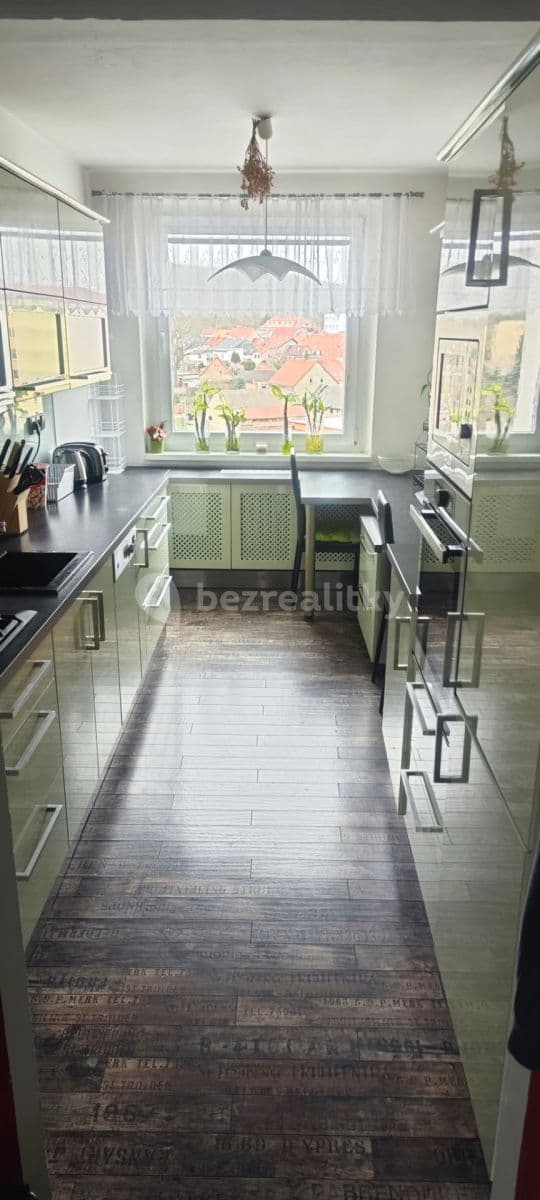 Pronájem bytu 4+1 76 m², Pod hvězdárnou, Teplice, Ústecký kraj Pronájem bytu 4+1 76 m², Pod hvězdárnou, Teplice, Ústecký kraj