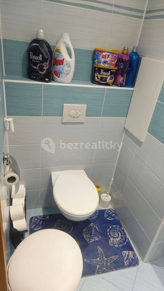 Pronájem bytu 4+1 76 m², Pod hvězdárnou, Teplice, Ústecký kraj Pronájem bytu 4+1 76 m², Pod hvězdárnou, Teplice, Ústecký kraj