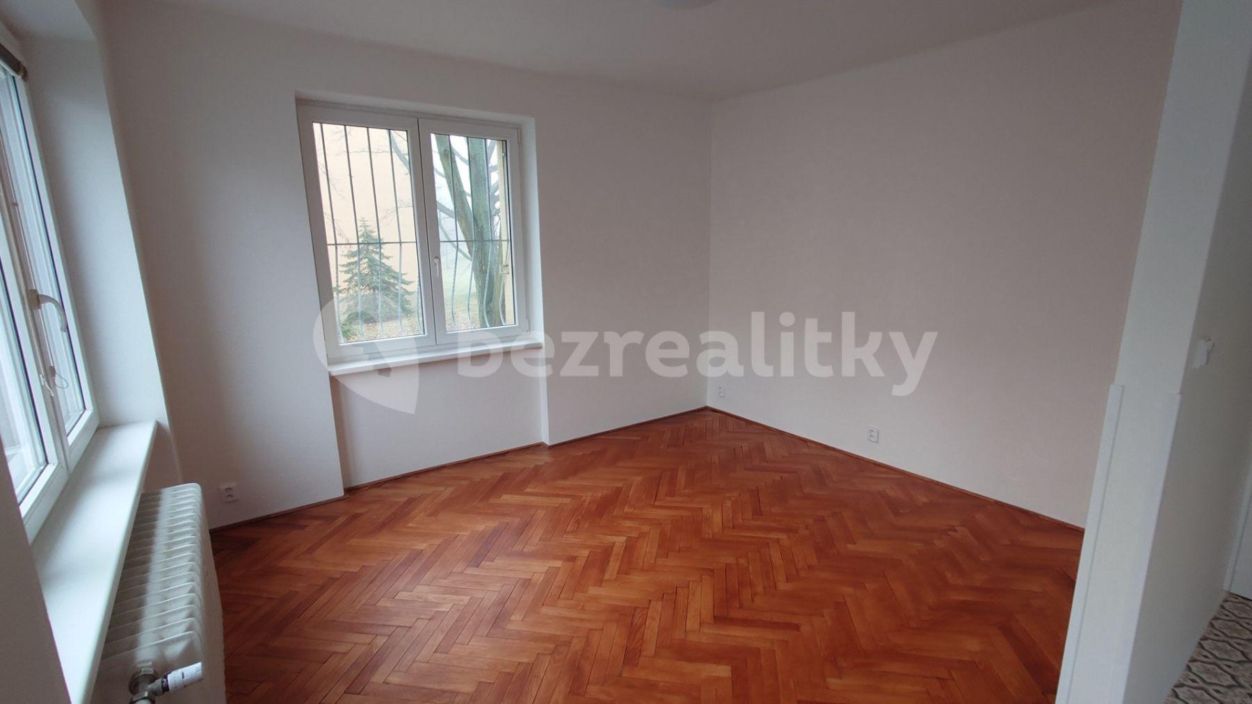 Pronájem bytu 3+kk 70 m², Na Petřinách, Praha, Praha