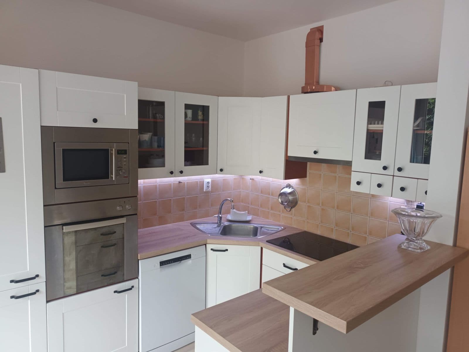 Pronájem bytu 67 m², V Zahradách, Praha, Praha Pronájem bytu 67 m², V Zahradách, Praha, Praha