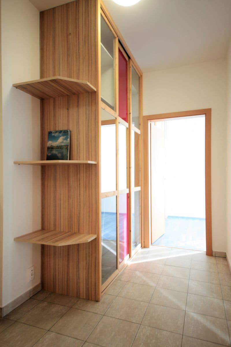 Pronájem bytu 67 m², V Zahradách, Praha, Praha Pronájem bytu 67 m², V Zahradách, Praha, Praha