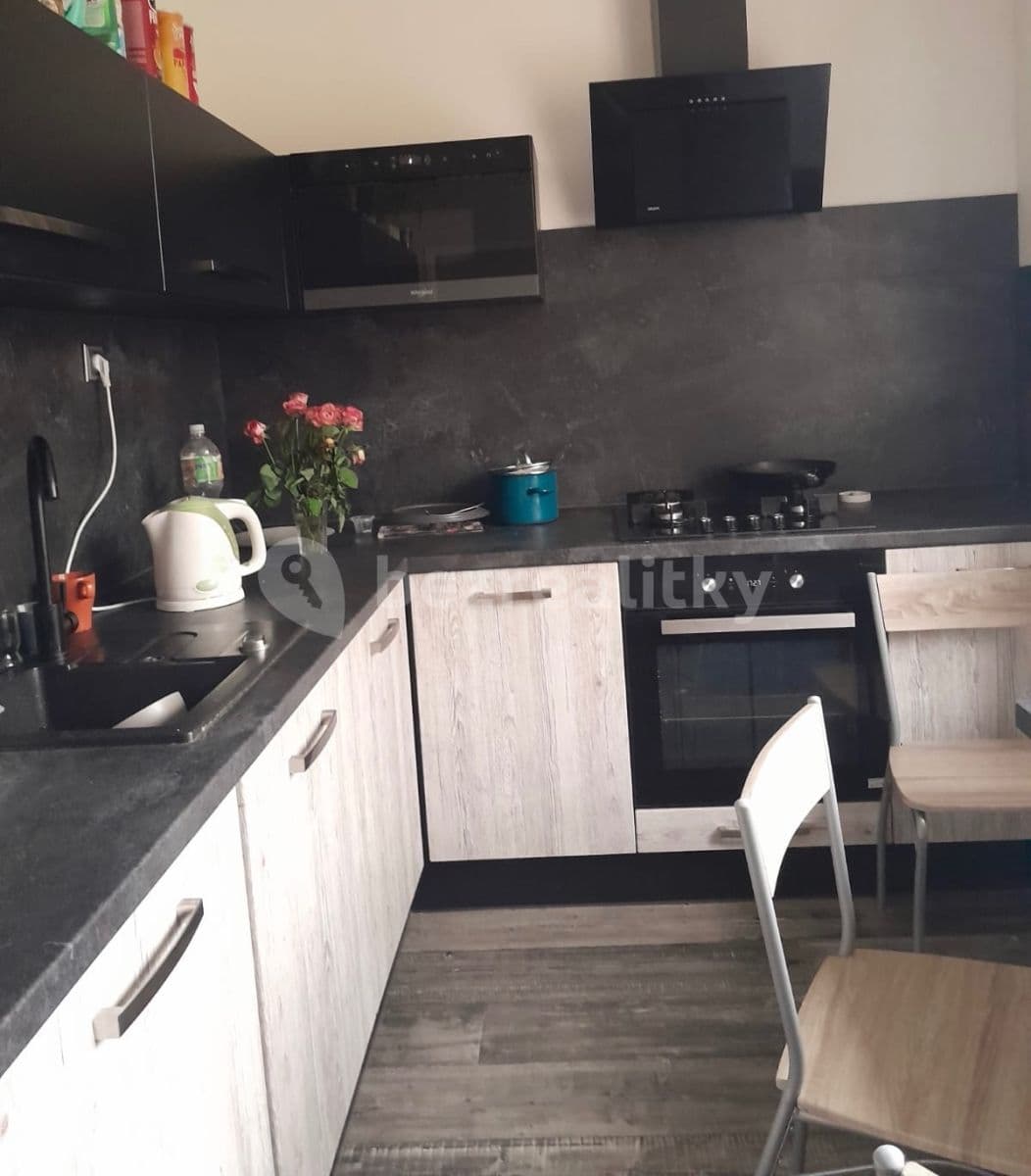 Pronájem bytu 2+1 54 m², 1. máje, Most, Ústecký kraj Pronájem bytu 2+1 54 m², 1. máje, Most, Ústecký kraj