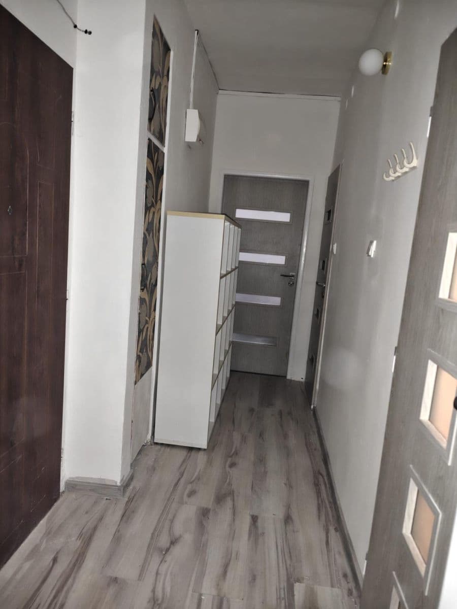 Pronájem bytu 2+1 54 m², 1. máje, Most, Ústecký kraj Pronájem bytu 2+1 54 m², 1. máje, Most, Ústecký kraj