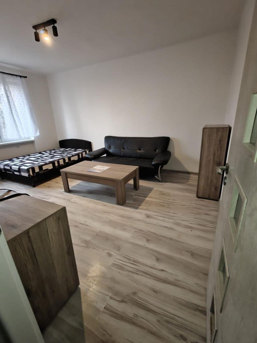 Pronájem bytu 2+1 54 m², 1. máje, Most, Ústecký kraj Pronájem bytu 2+1 54 m², 1. máje, Most, Ústecký kraj