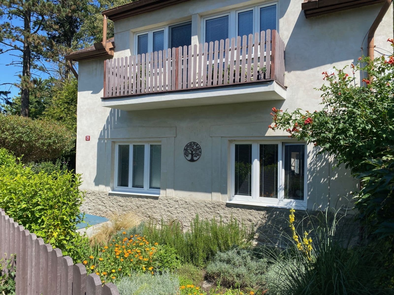 Pronájem bytu 2+1 63 m², U Potoka, Všenory, Středočeský kraj Pronájem bytu 2+1 63 m², U Potoka, Všenory, Středočeský kraj