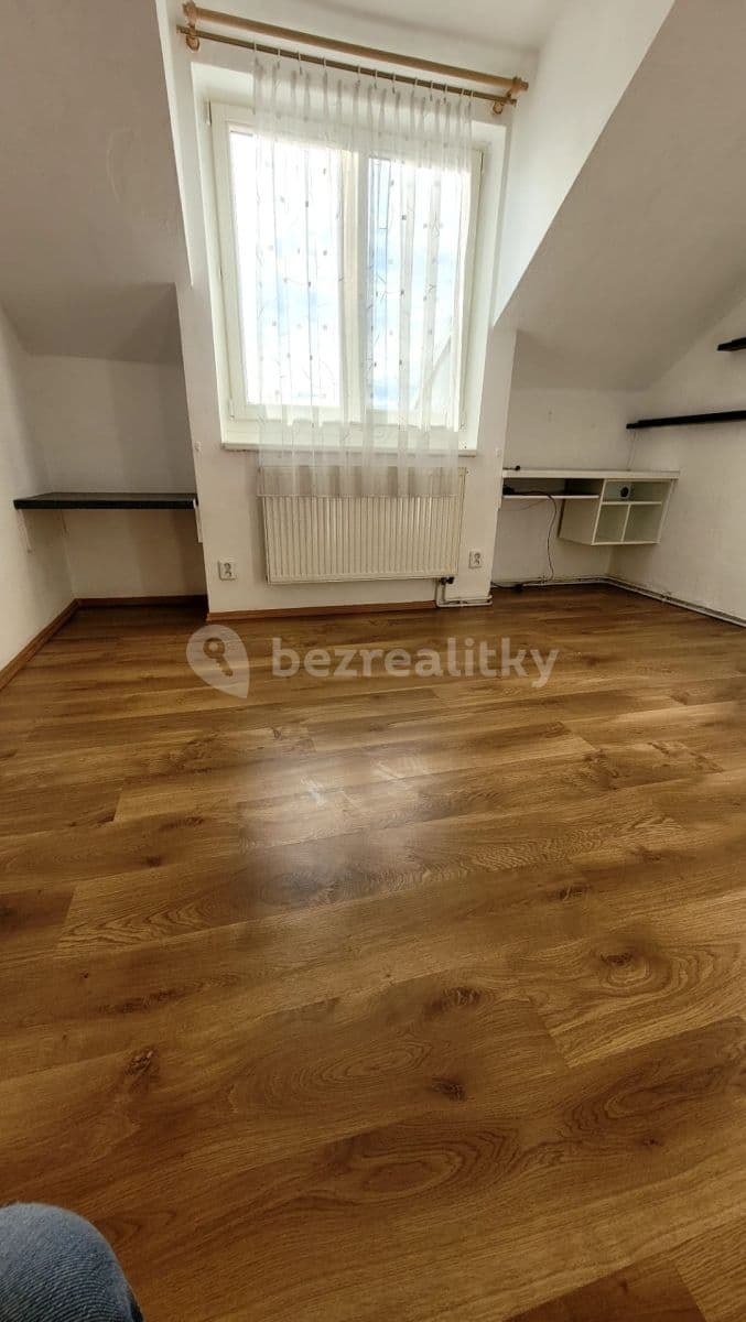 Pronájem bytu 1+kk 21 m², Sportovní, Praha, Praha Pronájem bytu 1+kk 21 m², Sportovní, Praha, Praha
