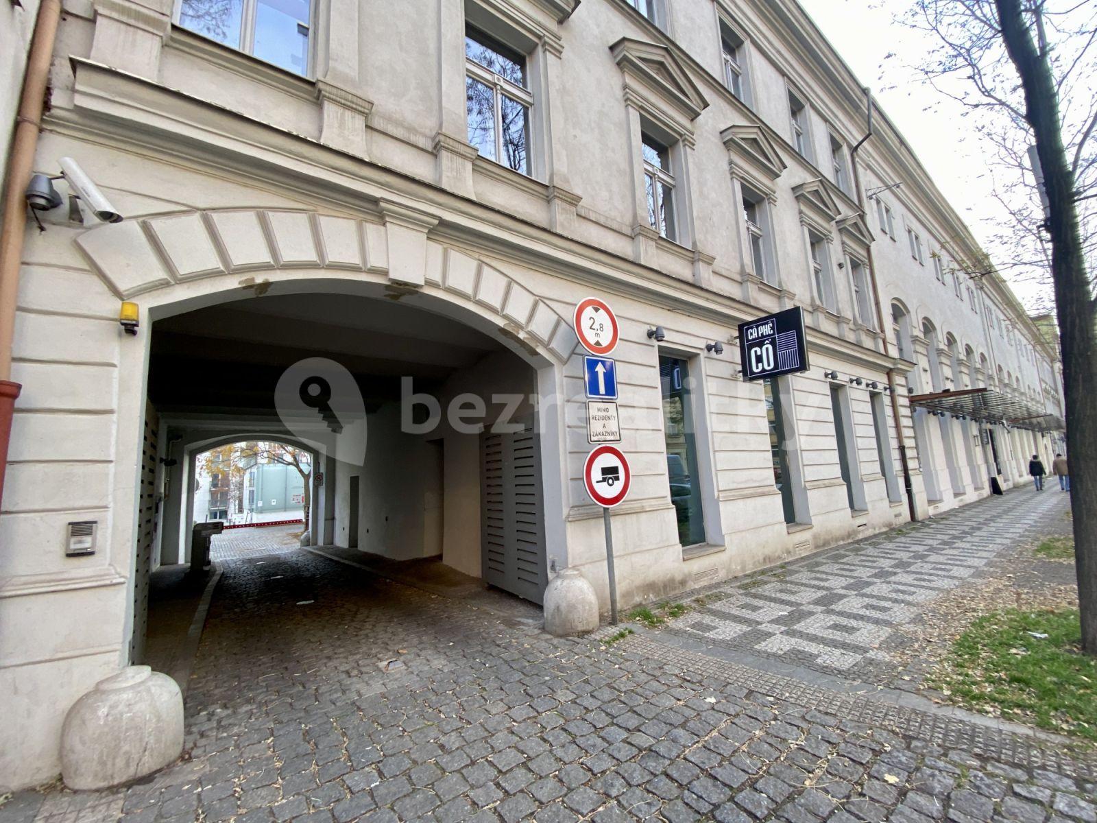 Pronájem bytu 1+1 29 m², Korunní, Praha, Praha