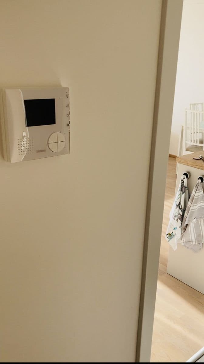 Pronájem bytu 37 m², Učňovská, Praha, Praha Pronájem bytu 37 m², Učňovská, Praha, Praha
