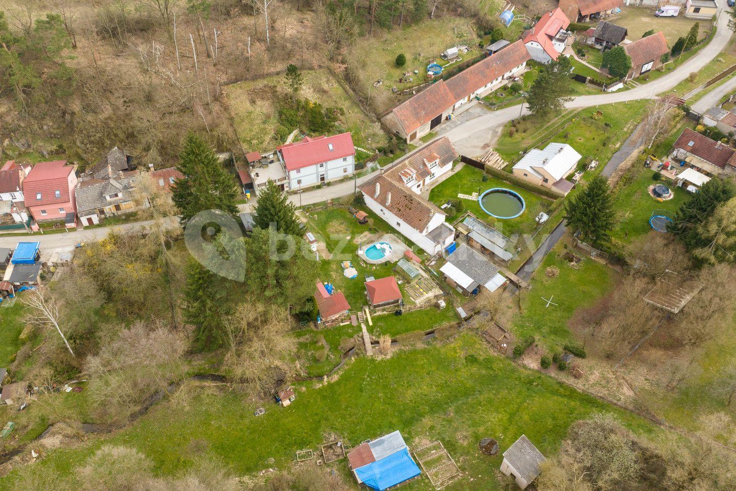 Prodej domu 180 m², pozemek 1.039 m², U Potoka, Hrusice, Středočeský kraj