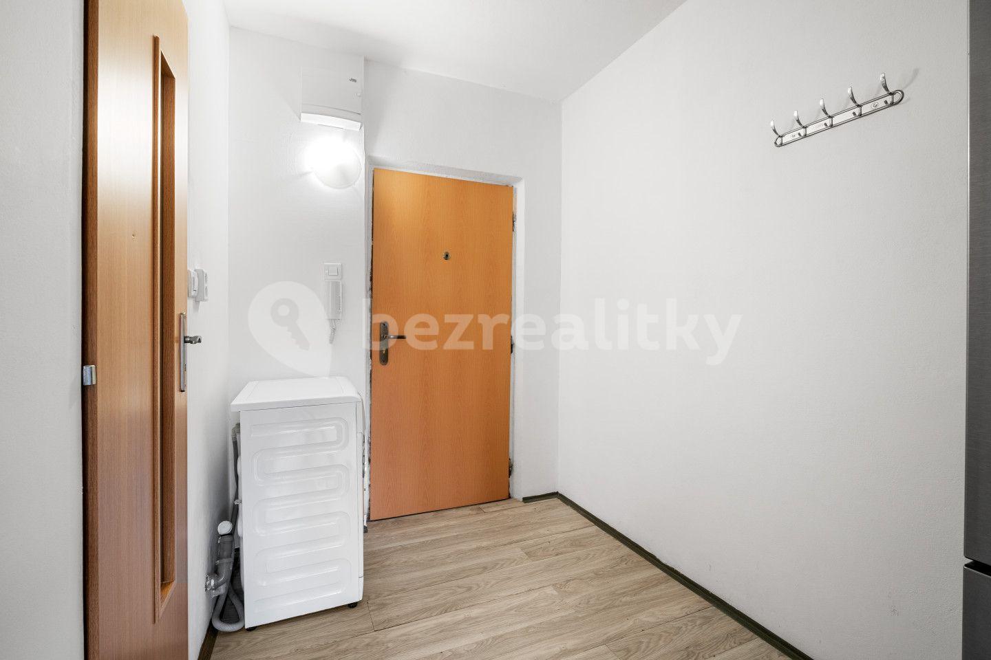 Prodej bytu 2+kk 38 m², Dukelských hrdinů, Krupka, Ústecký kraj