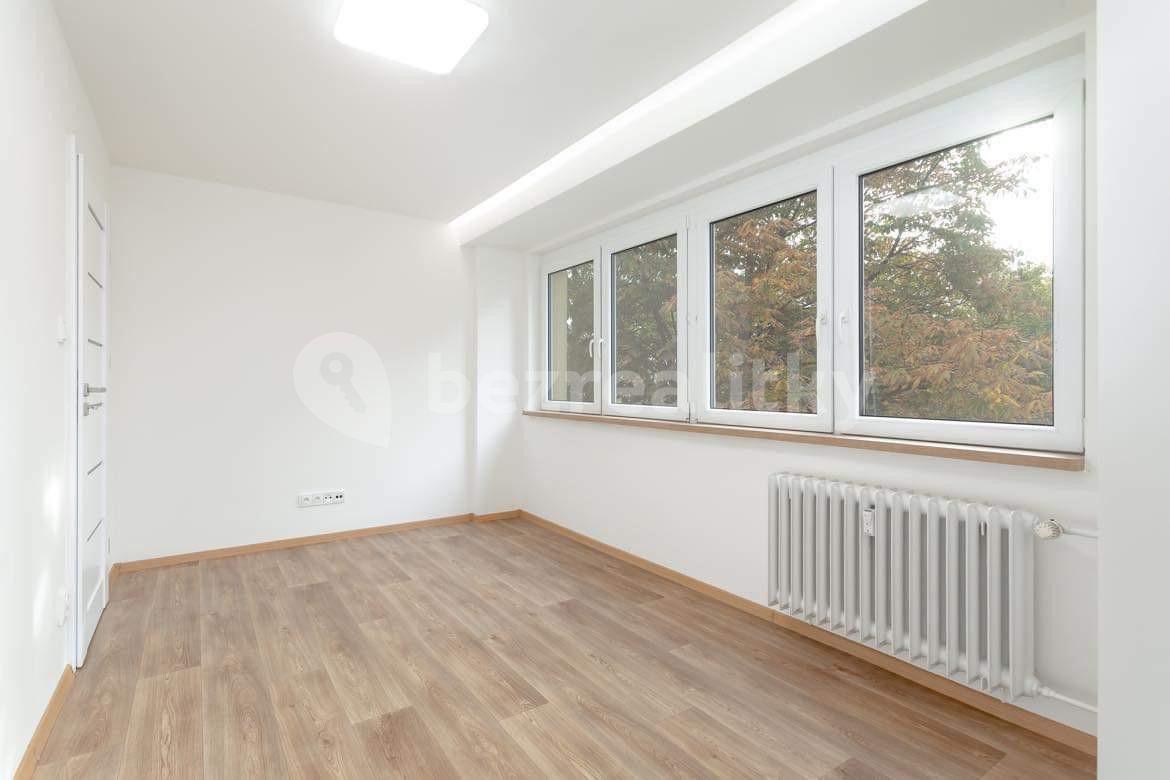 Prodej bytu 3+1 65 m², Nádražní, Ostrava, Moravskoslezský kraj