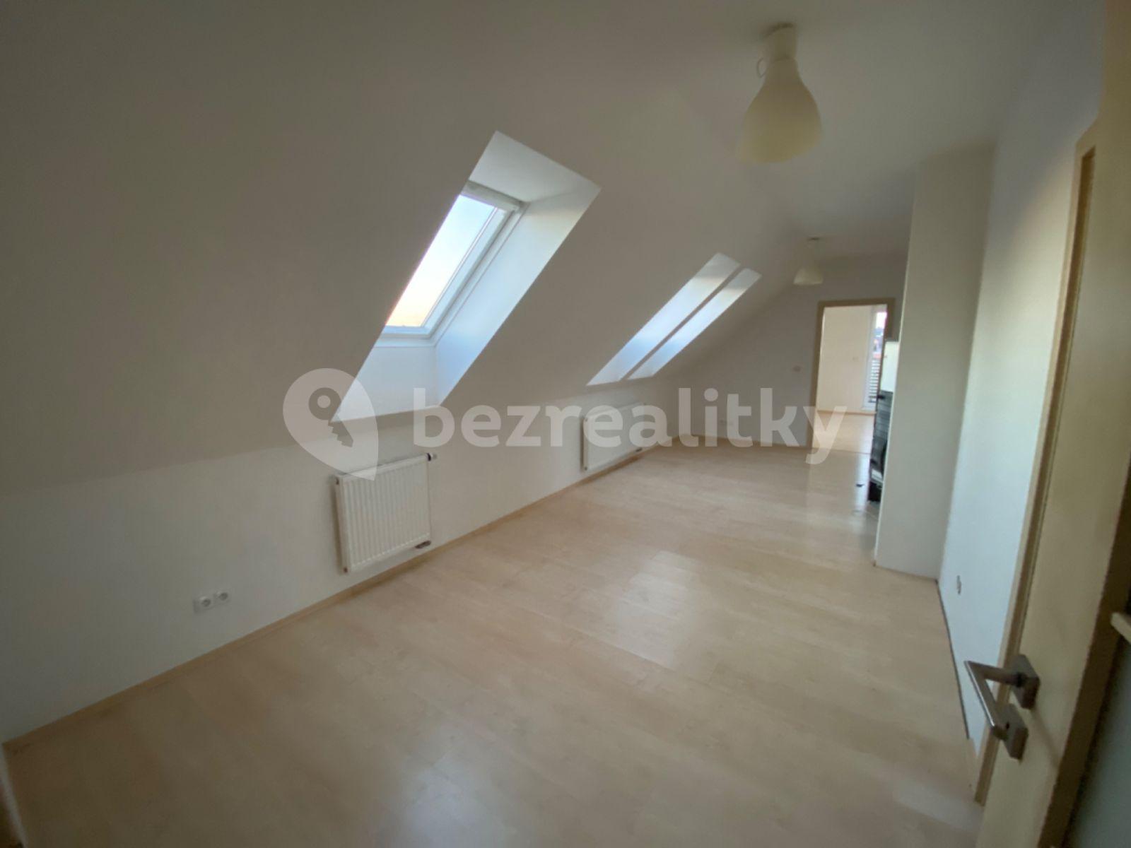 Prodej bytu 3+kk 69 m², Šípková, Mukařov, Středočeský kraj