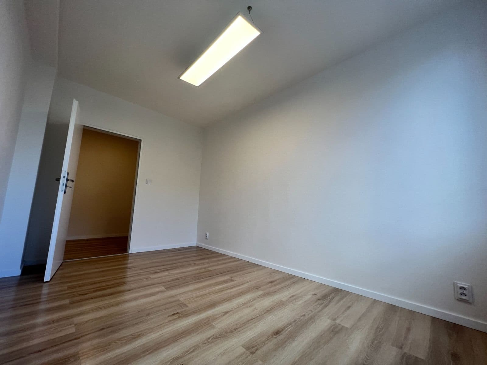 Pronájem bytu 2+kk 55 m², Moskevská, Kladno, Středočeský kraj Pronájem bytu 2+kk 55 m², Moskevská, Kladno, Středočeský kraj