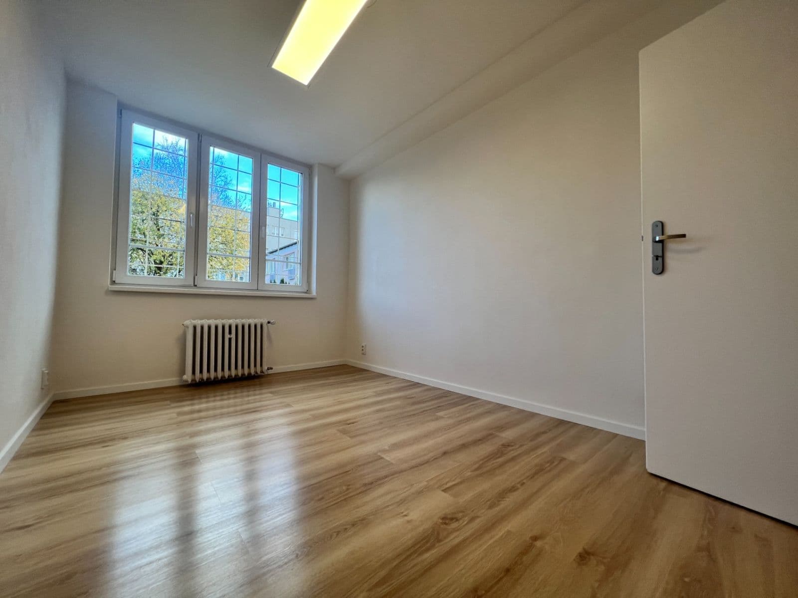 Pronájem bytu 2+kk 55 m², Moskevská, Kladno, Středočeský kraj Pronájem bytu 2+kk 55 m², Moskevská, Kladno, Středočeský kraj