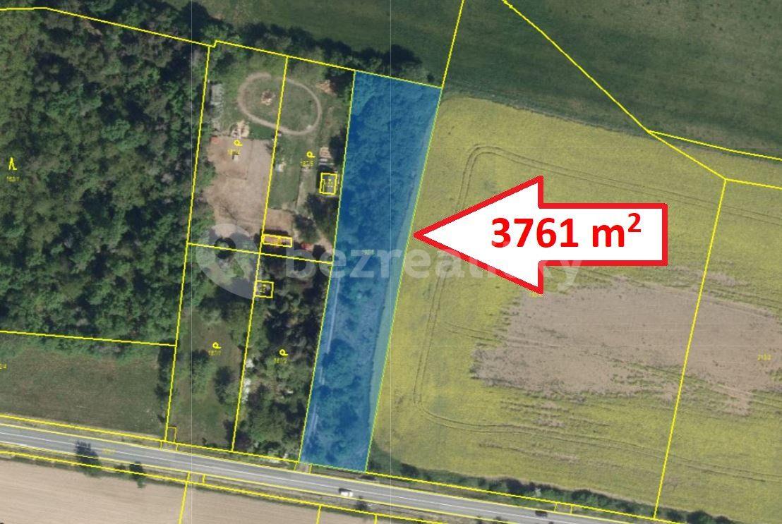 Prodej pozemku 3.761 m², Sezemice, Pardubický kraj