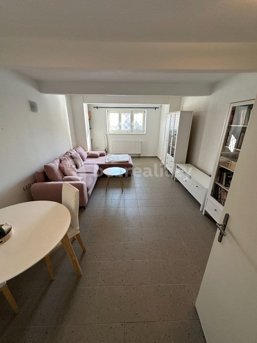 Pronájem bytu 1+1 40 m², Mirovická, Praha, Praha Pronájem bytu 1+1 40 m², Mirovická, Praha, Praha