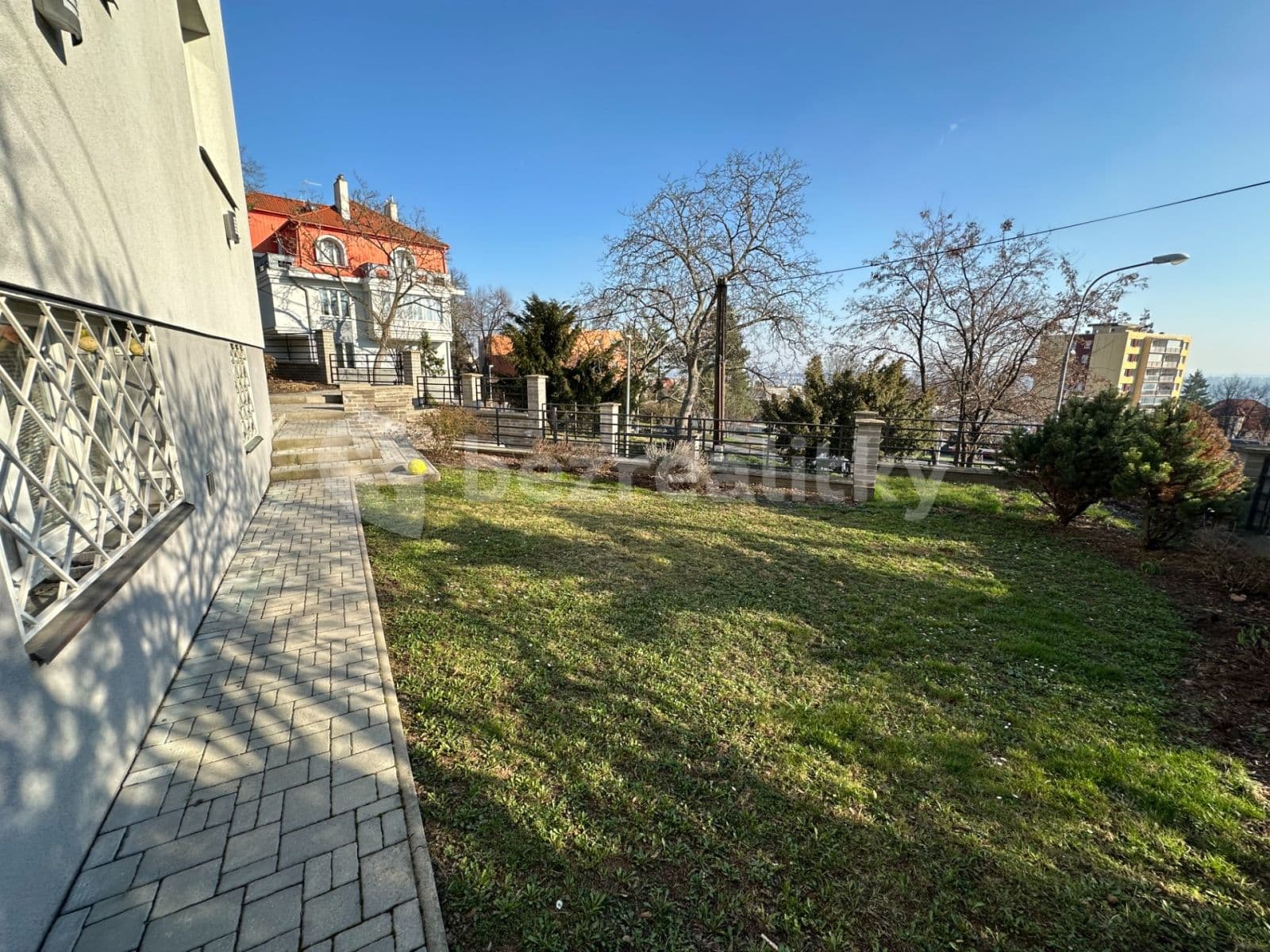 Pronájem bytu 1+1 40 m², Mirovická, Praha, Praha Pronájem bytu 1+1 40 m², Mirovická, Praha, Praha