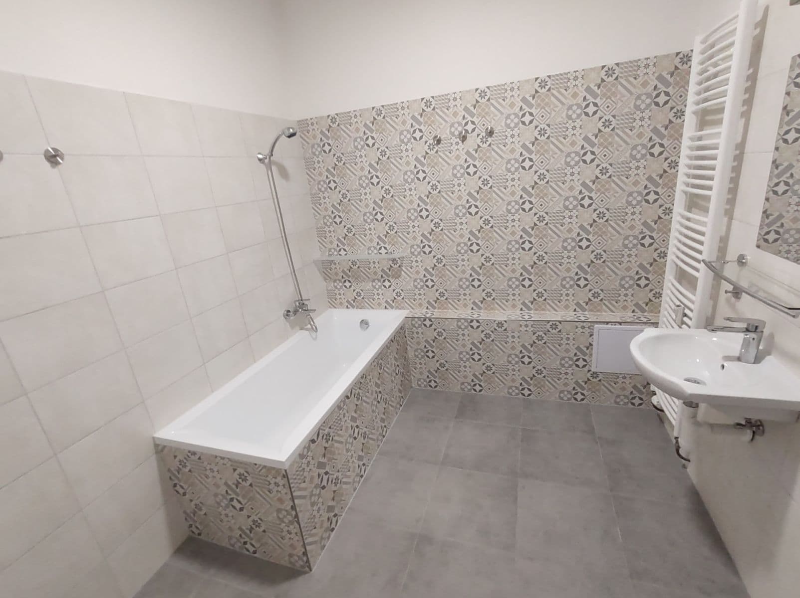 Pronájem bytu 2+kk 61 m², Hrubínova, Litoměřice, Ústecký kraj Pronájem bytu 2+kk 61 m², Hrubínova, Litoměřice, Ústecký kraj