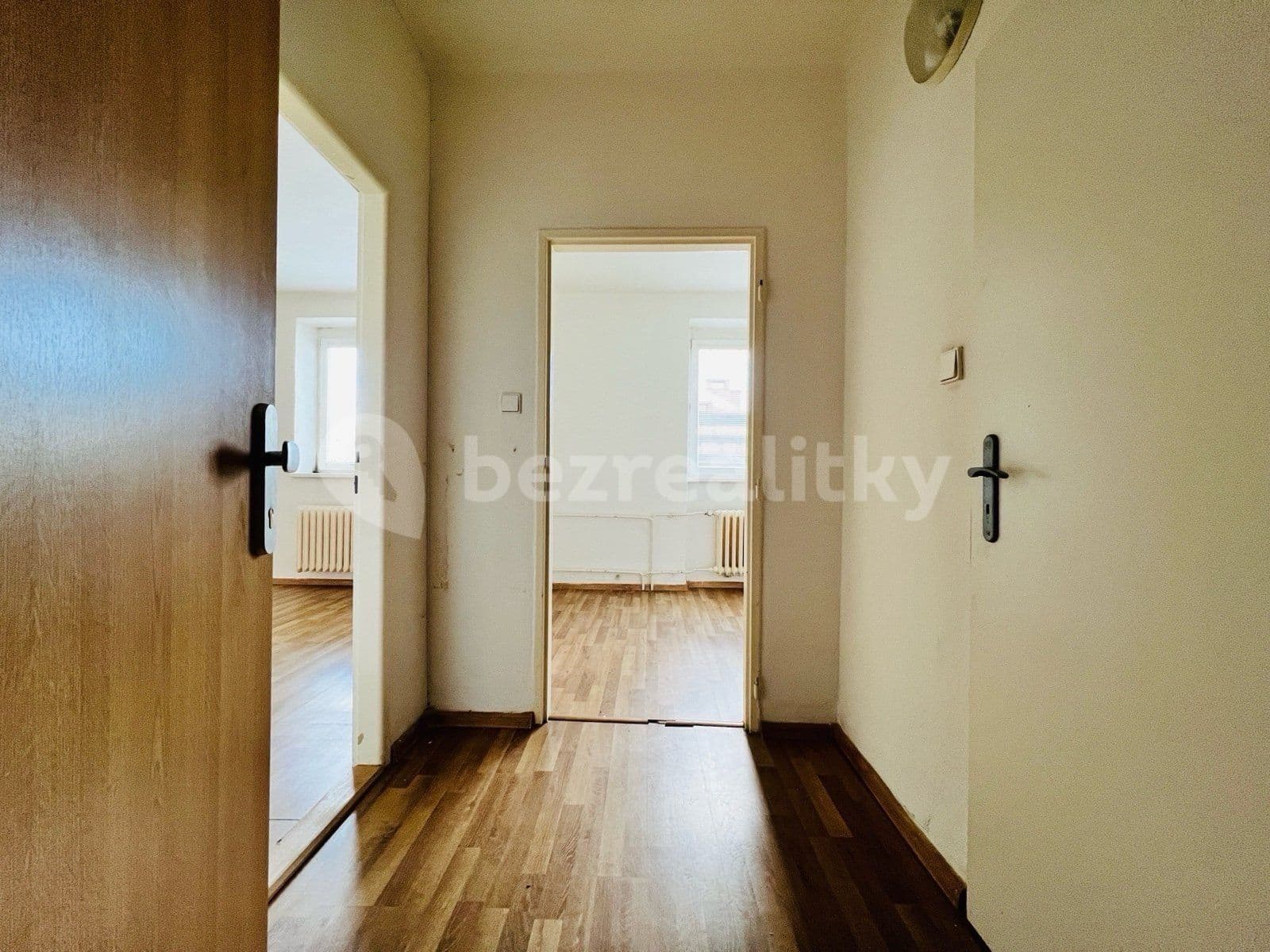 Pronájem bytu 1+1 30 m², Hlavní třída, Ostrava, Moravskoslezský kraj