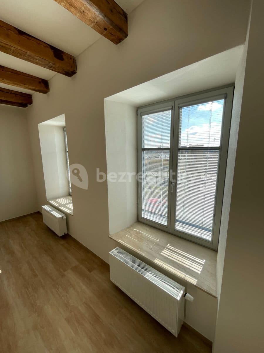 Pronájem bytu 2+kk 63 m², Opuštěná, Brno, Jihomoravský kraj Pronájem bytu 2+kk 63 m², Opuštěná, Brno, Jihomoravský kraj