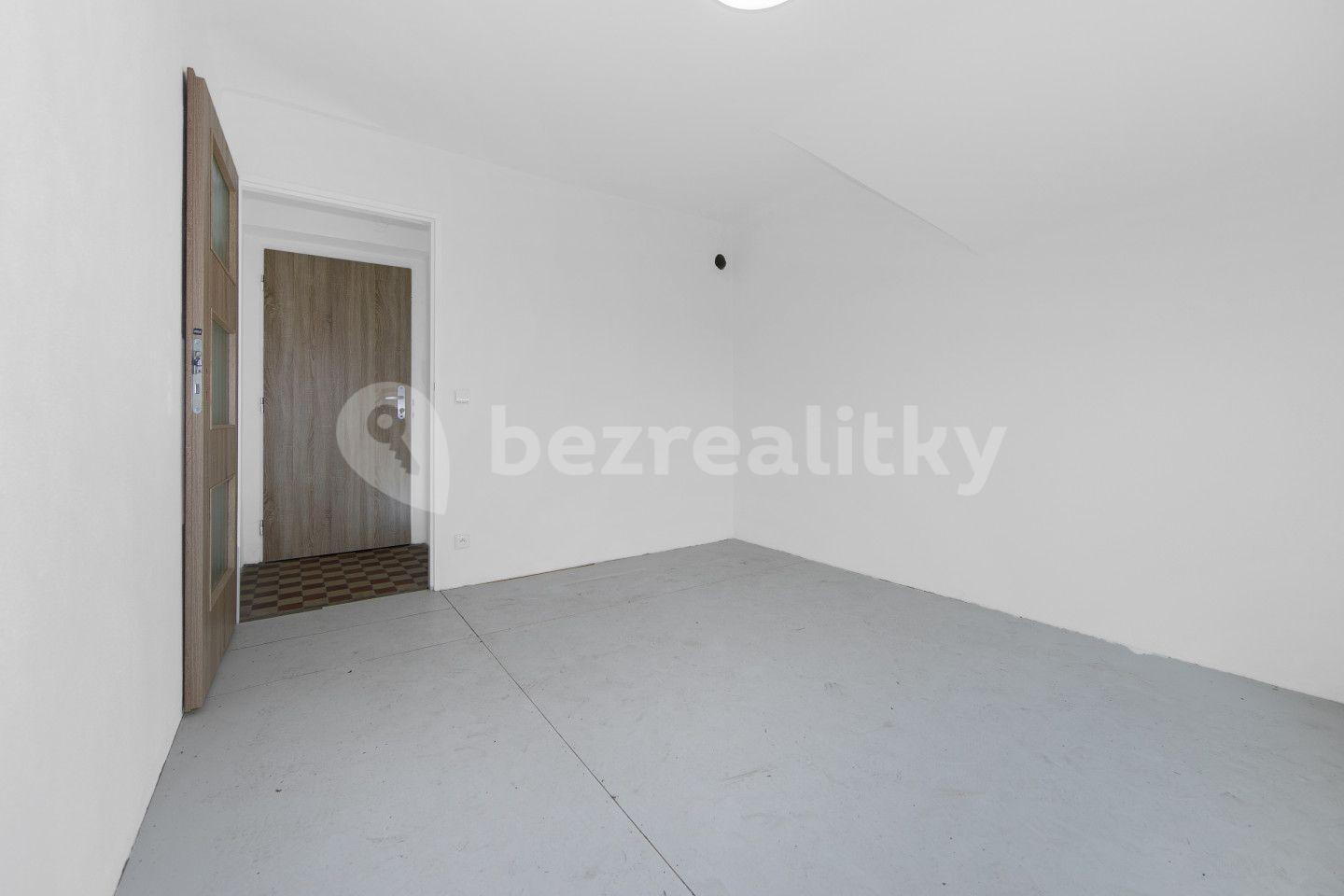 Prodej bytu 1+kk 13 m², V Rumunsku, Chlumčany, Plzeňský kraj